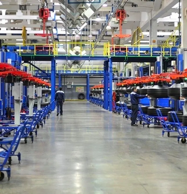 Акси лоиҳа: ПАО «Нижнекамскшина»: фаршҳои саноатии Refloor CT‑S200 барои заводи шинасозӣ