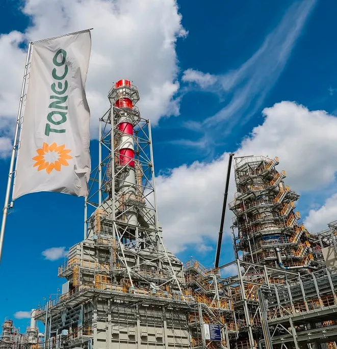 Акси лоиҳа: НПЗ ҶСК «ТАНЕКО»: фаршҳои саноатии ба таъсири кимиёвӣ устувор дар масоҳати 45 200 м²